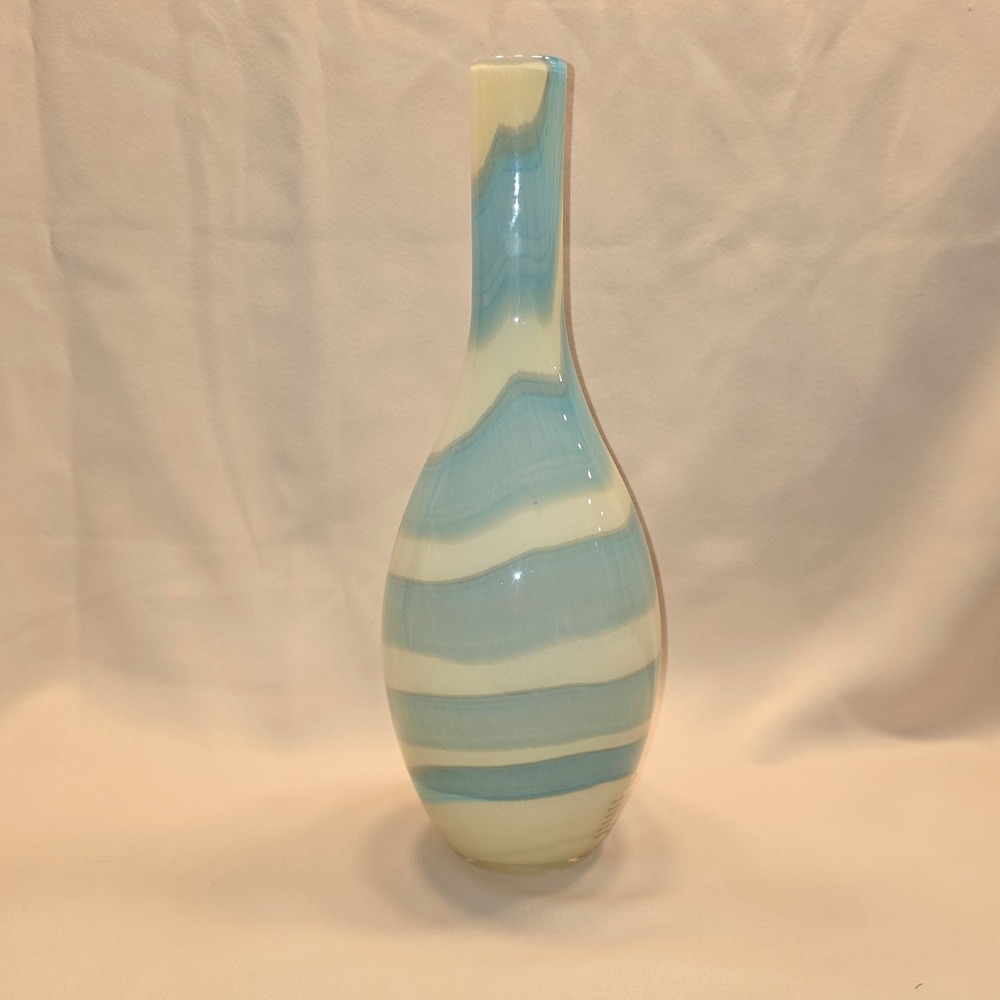 Kohl's San Marino Glass Vase Home Decor Blue Cream LIKE_NEW Hand Blown F0ZK107 - Picture 2 of 7